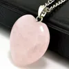 Colar de pingente de pedra de cristal natural colar criativo em forma de coração gemas colares de pedra rosa Crystal Fashion Acessory Presente com cadeia 20mm 25mm