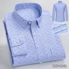 Chemises décontractées pour hommes Chemises décontractées en coton pour hommes Coupe régulière à manches longues Poche Oxford Robe boutonnée à carreaux Soild Plaine et chemisiers