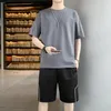 Ensembles de survêtements pour hommes Hommes d'été T-shirts à col rond Shorts Homme Longueur au genou Streetwear Ulzzang College Survêtement Hommes Sportswear Mode Casual