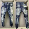 2023 NOWOŚĆ MĘŻCZYZN DINS Hole jasnoniebieski ciemnoszary Włosze Man Man Long Spods Spodnie Streetwear Dżins Chude Slim Rower Jean dla D2 najwyższej jakości 28-38 Rozmiar A5061