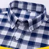 Chemises décontractées pour hommes Chemises décontractées en coton pour hommes Coupe régulière à manches longues Poche Oxford Robe boutonnée à carreaux Soild Plaine et chemisiers