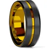 Pierłdy ślubne moda 8 mm złoty kolor rowka fazowa pierścionka wolframowa krawędzi dla mężczyzn czarny szczotkowany stalowy zaręczyny męski zespół