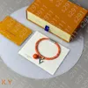 Designer damer armband mode män v bokstav orange läder jordgubbarmband lyx klassiska populära enkla smycken unisex armband ingen låda