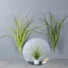 Decoratieve bloemen 67 cm kunstmatige tropische planten groene ui gras bundel simulatie blad plastic bloem arrangement home decor