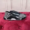 2023 TOP NOWOŚĆ BARDA BUTY DASUALNE DLA KOBIET MĘŻCZYZNIE MANS Flat Sneakers Niski Panda Black Grey Fog Chunky Glow Triple Dno Strange Love