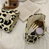 Bolsas de cosméticos estampares de leopardo rosa Mulheres Bolsa Retro Flores Damas Pequenas Bolsas de Viagem de Travel de Embreagem