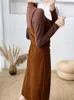 Sukienki swobodne kobiety vintage Velvet dwuczęściowy zestaw brązowy rozdzielony zawiesia midi sukienka z długim rękawem Sweter SWEATER TOPU