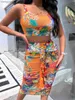 Zweiteiliges Kleid LW Boho 2PCs / 1pc Crop Top Cami Rock mit Blumendruck Set Strand U-Ausschnitt Random Tropical Tank und Krawatte vorne Bodycon es T230504