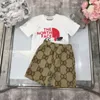 高級デザイナー服セット子供 Tシャツ白モノグラムショートファッション英国ファッションブランド夏の子供の宝物と女の子綿ピンクツーピース 23