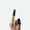 Flydigi Beehive 2 Spiele Fingerhandschuhe Carbonfaser-Fingerhülsen für PUBG Game Thumb Combo Pack für iOS Android-Handy in OPP-Beutel