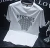 Tasarımcı Erkek Tee Yaz Mektubu Sıcak Elmas Baskı T-Shirt Erkekler Kısa Kollu Avrupa İstasyonu 2023 Yeni Moda Markası Buz İpek Altım Gömlek