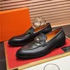 New Summer Men Casual Leather Shoes Business Male Hollowed Out Shoes Solid Men Shoes Slip-on Round Toe Breathable H