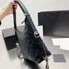 2023 Nieuwe mode luxe ontwerper Crossbody Hobo Black Bag voor vrouwen in in meerdere kleuren 24 cm hoge kwaliteit