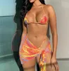 Kobiety stroju kąpielowego 2023 Kolorowe wydrukowane europejskie i amerykańskie stroje kąpielowe seksowne bikini trzyczęściowe kobiety letnie na plaży