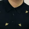 Herrpolos 2023 sommarbi broderi mönster mäns kortärmad stickad polo skjorta is silkemän poleras hombre camiseta verano