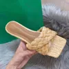 2023 modello piacevole Pantofole da donna Moda Sandali con tacco piatto Trama incrociata Comode pantofole Open Toe Scarpe con punta quadrata Sandali casual estivi Scarpe femminili