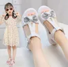 Sommer Kinder Leder Mädchen aushöhlen Prinzessin Sandalen neue Art Mode Kinder weiche Sohle Hochzeit flache Schuhe