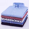 Herrklänningskjortor Herrklänningskjorta Herr Business Casual Stripe Button Down-skjortor Märkeskläder Slim Fit Långärmad Camisa Masculina M-5XL NS5561 P230427