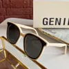 Tasarımcı Güneş Gözlüğü Erkek ve Kadınlar Büyük Çerçeve Ekran İnce Makyaj Güneş Gözlüğü Moda Sokak Fotoğrafçılığının Kore Versiyonu Popüler Stil Gözlükleri