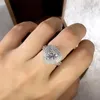 Кластерные кольца 18K AU750 White Gold Women Ring Кольцо с бриллиантами Moissanite 1 2 3 4 5 Сердечные круги роскошная свадебная вечеринка годовщина помолвки