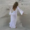 Casual Dresses 2023 Summer Beach White Mesh Långärmad klänning Party In For Women V Neck Sexig Se genom Robe Backless Cover