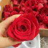 Decoratieve bloemen 8 stks/doos Grade A eeuwige rozen koppen echt natuurlijk vers bewaard gebleven voor altijd roze Eternelle onsterfelijk diy bloemenmateriaal