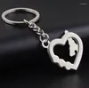 Party Favor Creative Metal Paris Tower Heart-shaped Keychain Activity Gift Mini Eiffel Personality Pendant SN1418