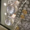 Lampes suspendues Lumière De Luxe Postmoderne Simple Tête Lustre Boule De Cristal Personnalité Restaurant Bar Lampe De Chevet