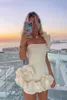 Casual Dresses Summer Women's Dress Ruffled Bud midjeklänning One-Shulder Tube Top Hip Mini Kort klänning 230504
