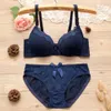 Set di reggiseni Nuovi reggiseni push up Set AA A B Coppa Set di lingerie in pizzo Biancheria intima sexy per giovani donne Set reggiseno e slip 30 32 34 36 230505