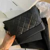 70% Off Purses on sale Star Same Genuine Leather Small Fragrant Wind Lingge Wanderer Crossbody Chain Bag