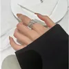 Nyaste korsring för kvinnor bröllop trendiga smycken bländande cz sten stora moderna ringar