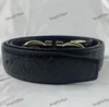 Smooth Leather Belt Luxury Belts Designer för män Big Buckle Male Chastity Top Fashion Mens Wholesale TR2O