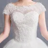 2024 ärmar klänning elegant super off axel handgjorda pärlkvalitet brud med handgjorda pärlor all klänning med spets lyx och långa ärmar bröllopsklänning