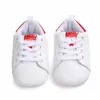 Athletic Outdoor Baby Shoes Boy Girl Girl Solid Sneaker Cotton Soft Anti-Slip Sole Nyfödda Spädbarn First Walkers Toddler Casual Sport Crib