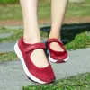 Sandalet Konfor Yürüyüşü Kadınlar Moda Ayakkabıları Yaz Slip Fitness Koşu Sporları