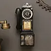 Objetos decorativos Figuras da criatividade Modelo de telefone vintage Ornamentos pendurados para pendura de mobília retrô artesanato em miniatura presente para decoração de bar 230505