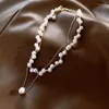 Le catene vendono gioielli di collana femminile riempita in oro 14 carati di perle d'acqua dolce barocche naturali per le donne corte senza dissolvenza