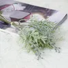 Dekorative Blumen 5 Stück/Bündel Kunstpflanze Gras Kiefer für DIY Hochzeitskranz Weihnachtsgirlande Heimdekoration Zubehör