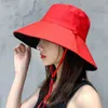 Cappelli a tesa larga Bucket Summer Women Doublesided Fashion Big Foldable Solid Sun Hat Outdoor Beach Visor Caps Fisherman Cap for Travel 230504