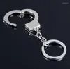 Party Favor 100 Pieces/Lot Arrival Gift Nyckelkedjor Keychain KeyFob Keyring Handcuffs SN869