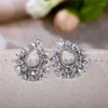 Orecchini a bottone Huitan Luxury Fashion Donna a forma di lacrima Pieno pavimentato Bling Cubic Zirconia Ly Wedding Engagement Jewelry