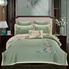 Ensembles de literie de luxe et vintage 4pcs / ensemble chic broderie patchwork housse de couette 600TC coton égyptien drap de lit doux taie d'oreiller