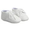 Atletische Outdoor Nieuwe herfst 5 kleuren Infant Baby Boy Boots Soft Sole Pu Leather Crib First Walkers Anti-slip schoenen 0-18 maanden