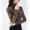 Kvinnors blusar lucyver leopard tryck topp kvinnor skjortor 2023 vinter turtleneck smal fit pullover kvinna tjock varm plysch