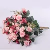 Dekorative Blumen im europäischen Stil, Simulationsblumenset, Rosenstrauß, Dekoration, Ornamente, Vasenarrangement, gefälschte Einrichtungsgegenstände