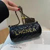 70% de réduction sur le sac à main de luxe Lingge Golden Ball Chain Bag Nouvelle Texture Brodé Fil Seau Unique Épaule Bandoulière Petit