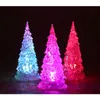 Feestdecoratie mini acryl kerstboom met kleur veranderende ledlichten batterij bediende flitsende lichtgevende nachtlamptafel decor