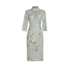 エスニック服エレガントな緑色の花柄のQipaoマンダリンカラー半袖Cheongsam Vestidso Chinese Lace Dress Invined Party Gown