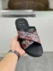 25model Männer Mode luxuriöse Designer weiche Sohle Eva Indoor Slides dicke Plattform Badezimmer Haus Hausschuhe Mann Sandalen 2023 Sommer rutschfeste Flip Flops